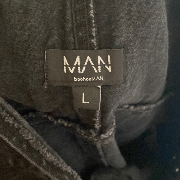 Washed Black BoohooMAN Overalls - Picture 5 of 5